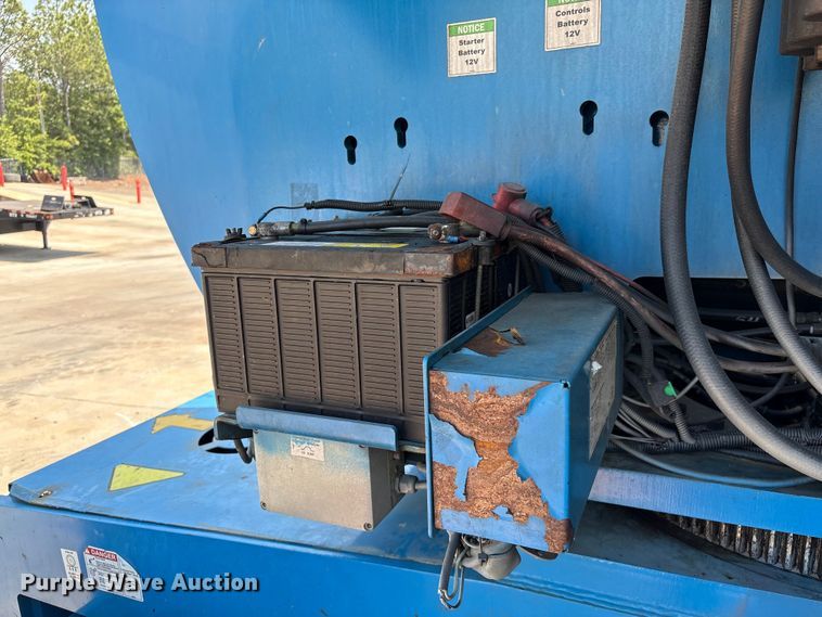 image for item EF1110 2007 Genie Z80/60 boom lift