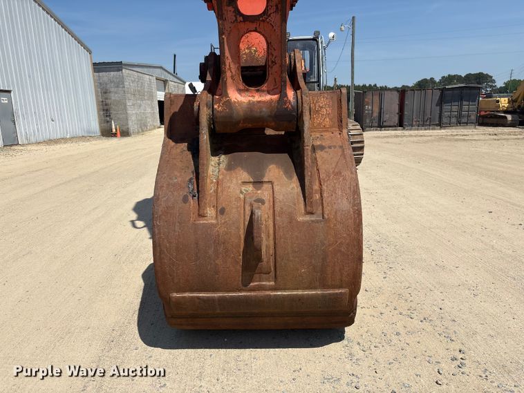 image for item EF1113 1999 Hitachi EX750-5 excavator
