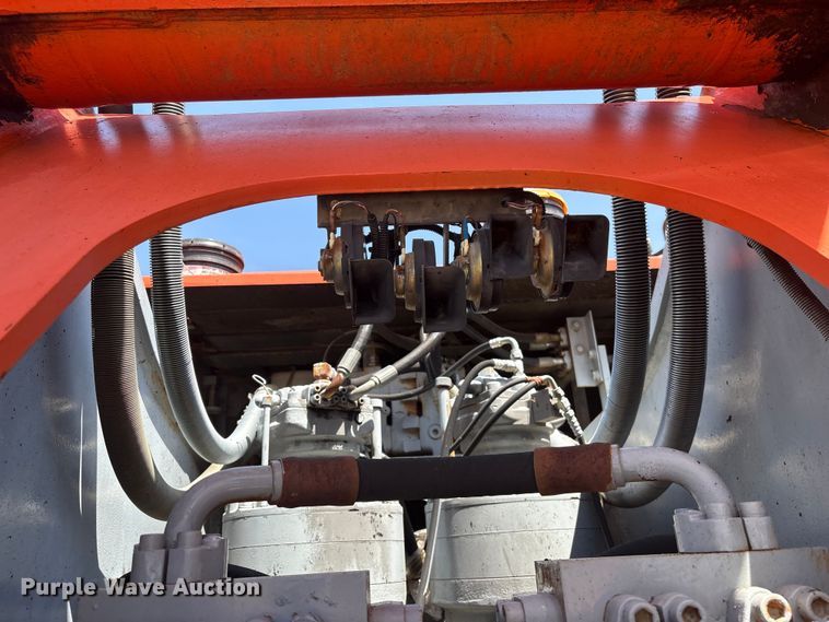 image for item EF1113 1999 Hitachi EX750-5 excavator