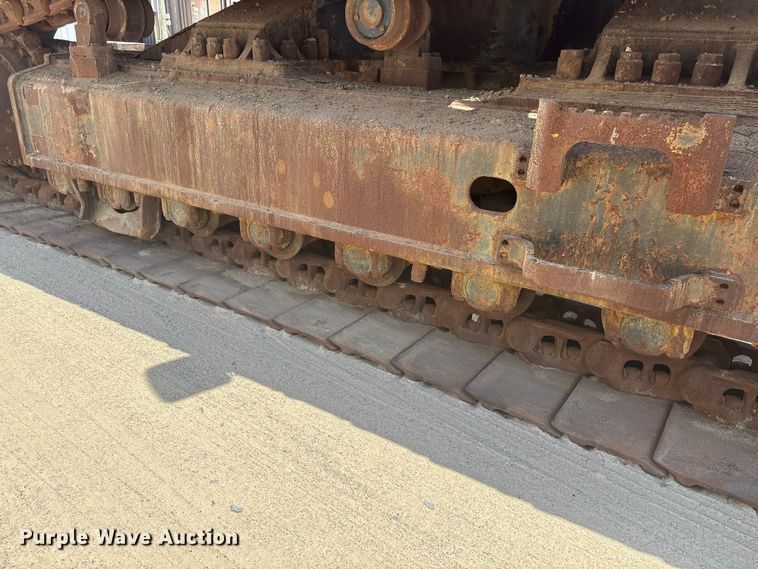 image for item EF1113 1999 Hitachi EX750-5 excavator