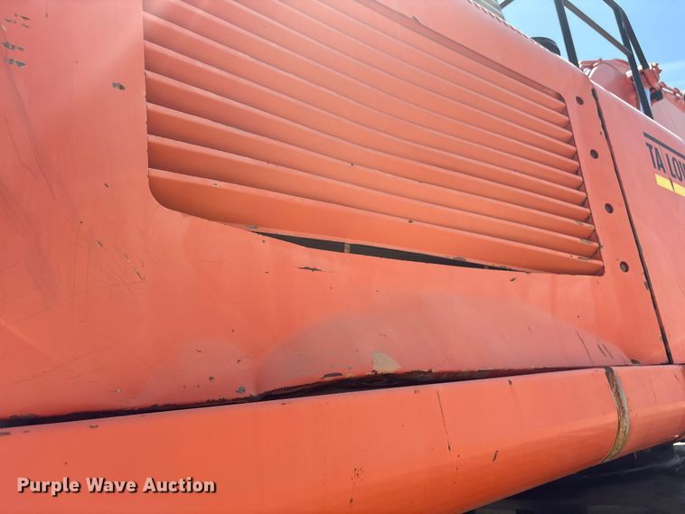 image for item EF1113 1999 Hitachi EX750-5 excavator