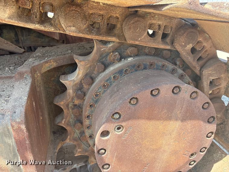 image for item EF1113 1999 Hitachi EX750-5 excavator