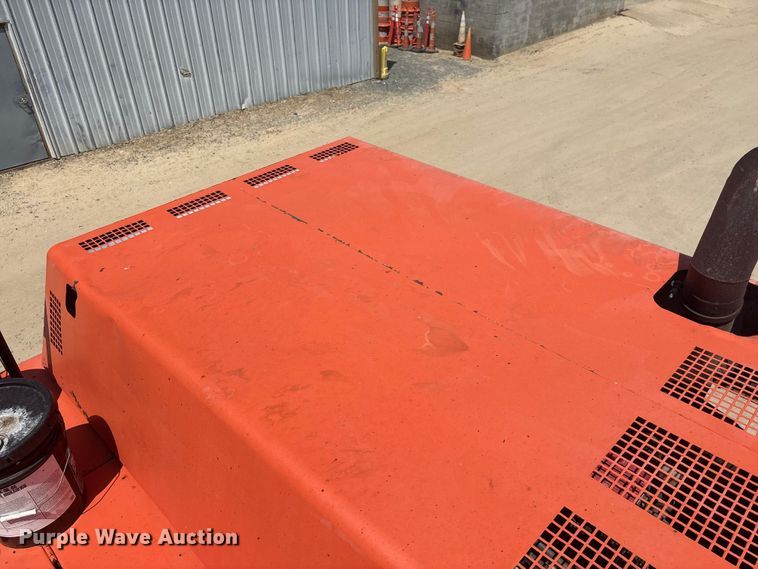image for item EF1113 1999 Hitachi EX750-5 excavator