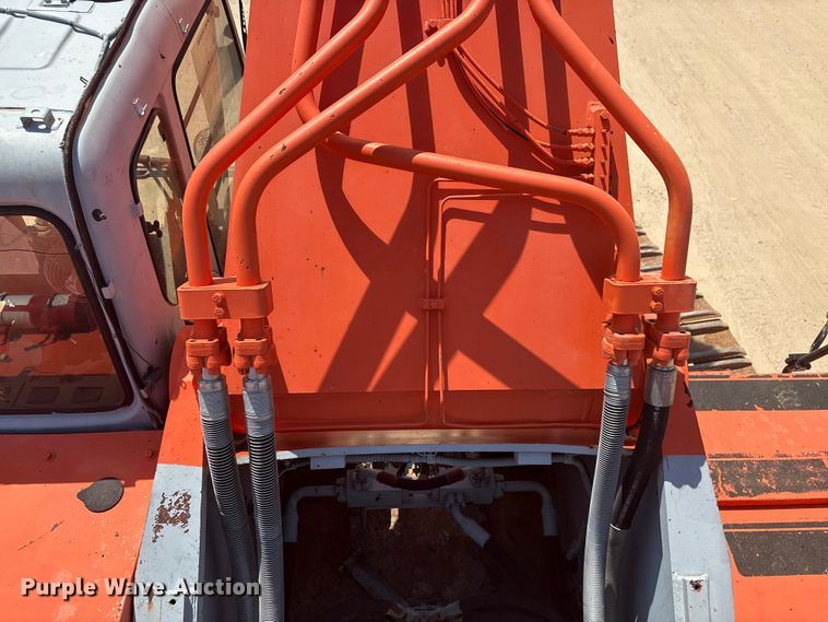image for item EF1113 1999 Hitachi EX750-5 excavator