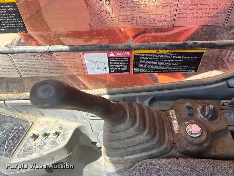image for item EF1113 1999 Hitachi EX750-5 excavator