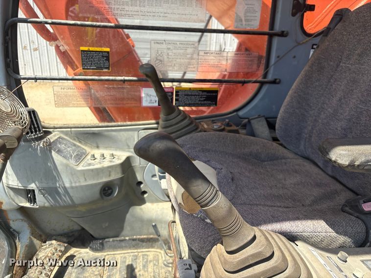 image for item EF1113 1999 Hitachi EX750-5 excavator