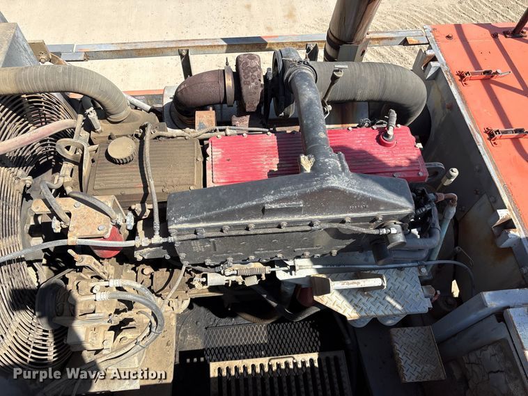 image for item EF1113 1999 Hitachi EX750-5 excavator