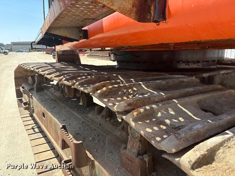 image for item EF1113 1999 Hitachi EX750-5 excavator