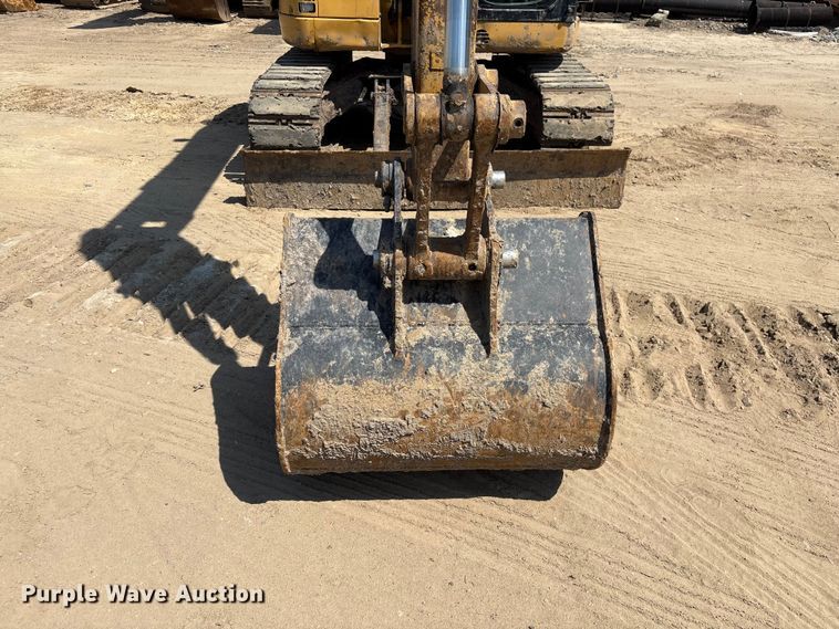 image for item EF1114 2011 Caterpillar 308D CR mini excavator