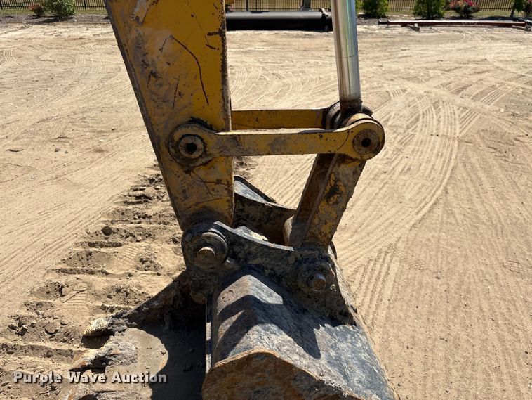 image for item EF1114 2011 Caterpillar 308D CR mini excavator
