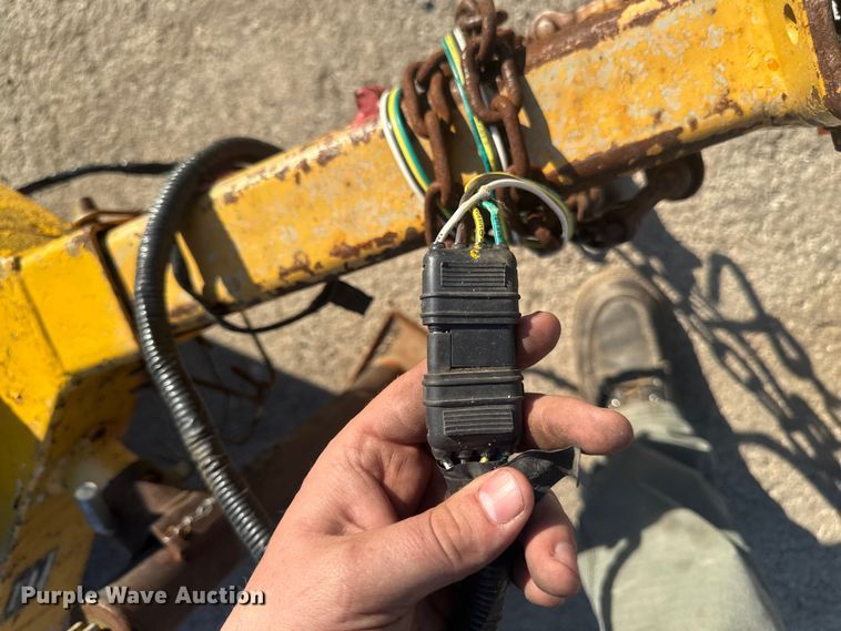 image for item EF2444 Vermeer BC625 wood chipper