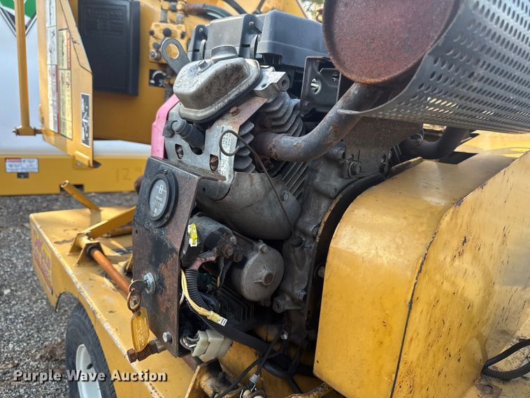 image for item EF2444 Vermeer BC625 wood chipper