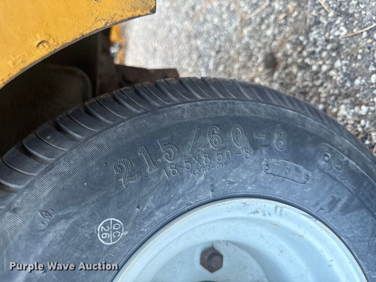 image for item EF2444 Vermeer BC625 wood chipper