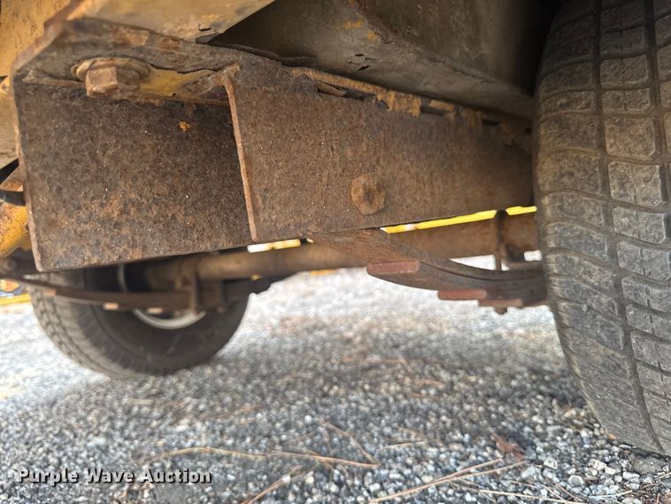 image for item EF2444 Vermeer BC625 wood chipper