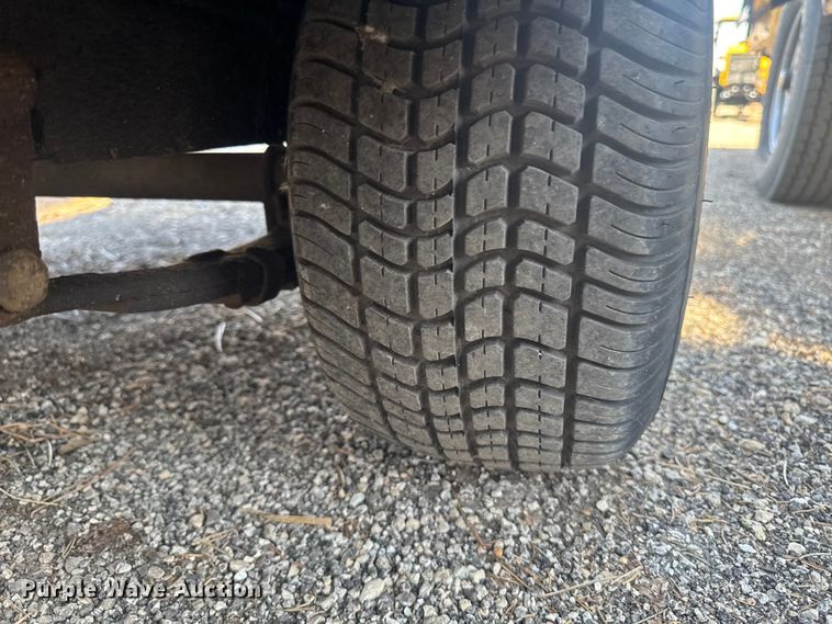 image for item EF2444 Vermeer BC625 wood chipper