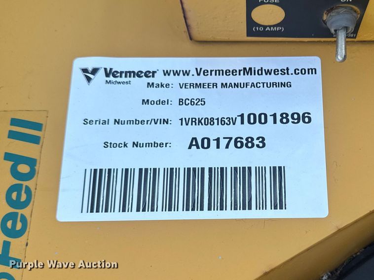 image for item EF2444 Vermeer BC625 wood chipper