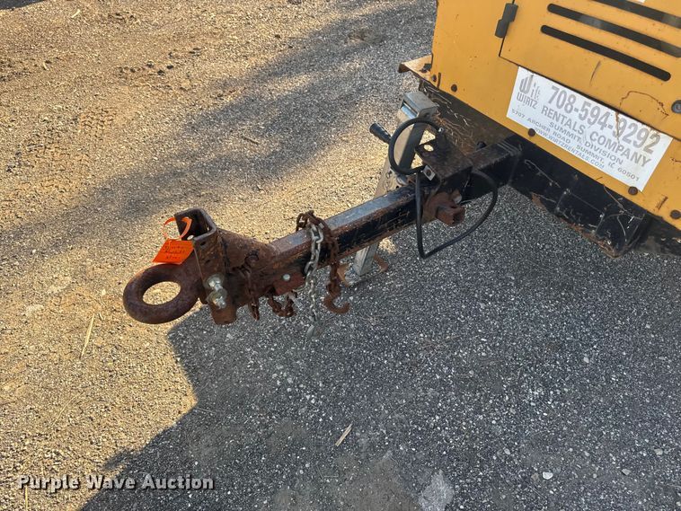 image for item EF2445 2012 Vermeer BC1000XL wood chipper