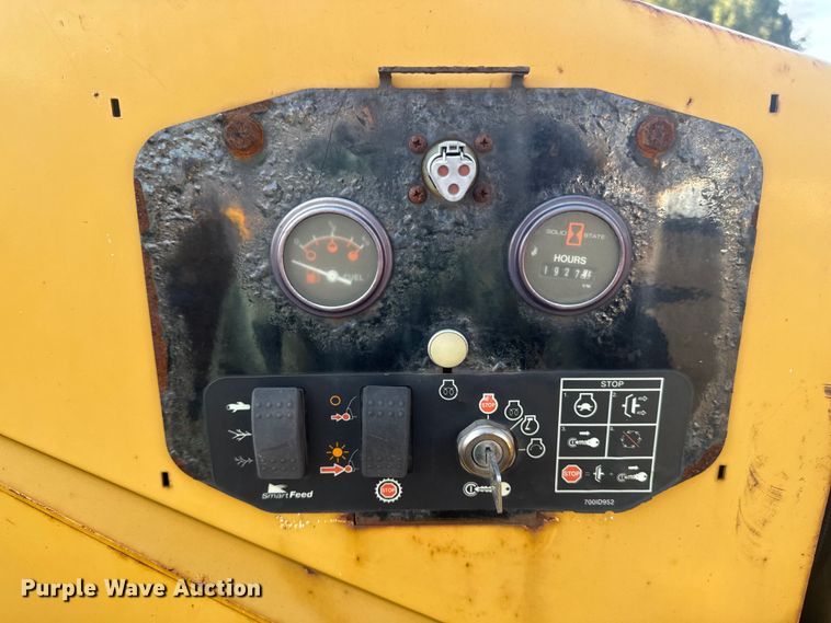image for item EF2445 2012 Vermeer BC1000XL wood chipper