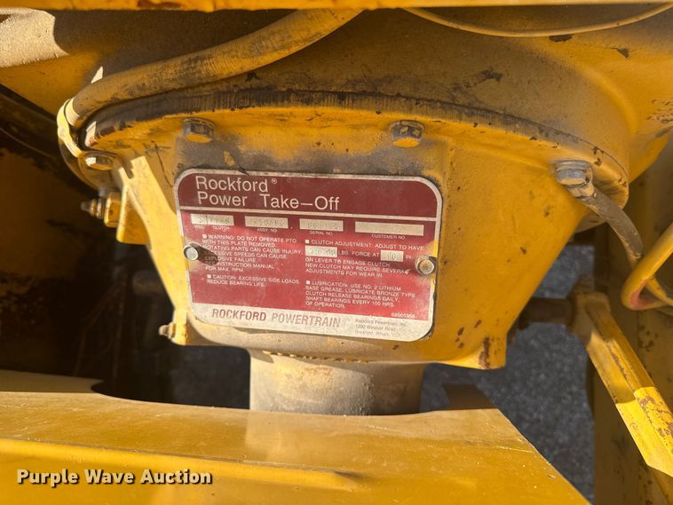 image for item EF2446 2005 Vermeer BC1230 wood chipper