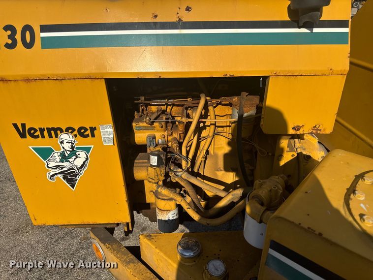 image for item EF2446 2005 Vermeer BC1230 wood chipper