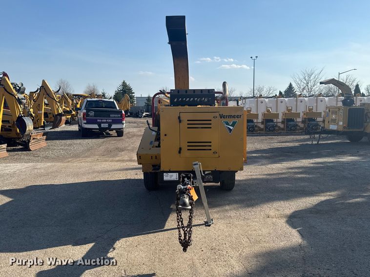 image for item EF2447 2018 Vermeer BC1000XL wood chipper