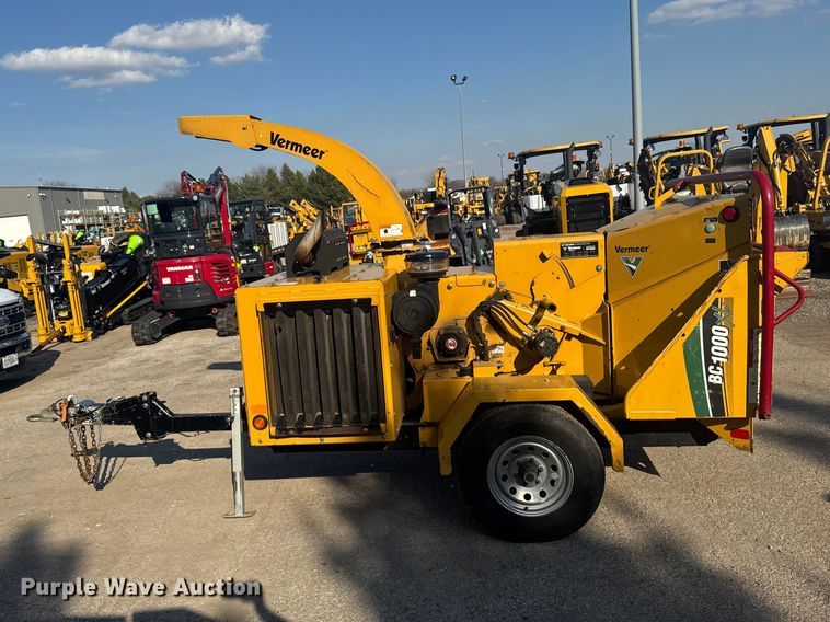 image for item EF2447 2018 Vermeer BC1000XL wood chipper