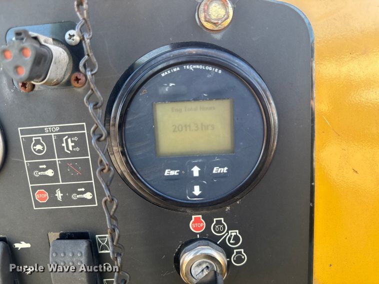 image for item EF2447 2018 Vermeer BC1000XL wood chipper