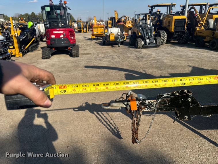 image for item EF2447 2018 Vermeer BC1000XL wood chipper