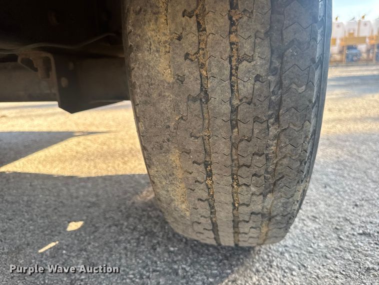 image for item EF2447 2018 Vermeer BC1000XL wood chipper