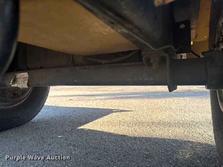 image for item EF2447 2018 Vermeer BC1000XL wood chipper