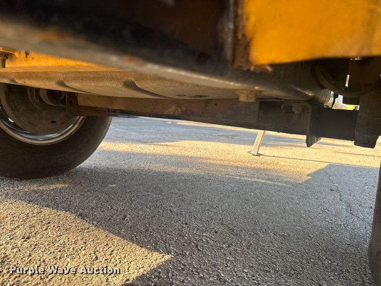 image for item EF2447 2018 Vermeer BC1000XL wood chipper