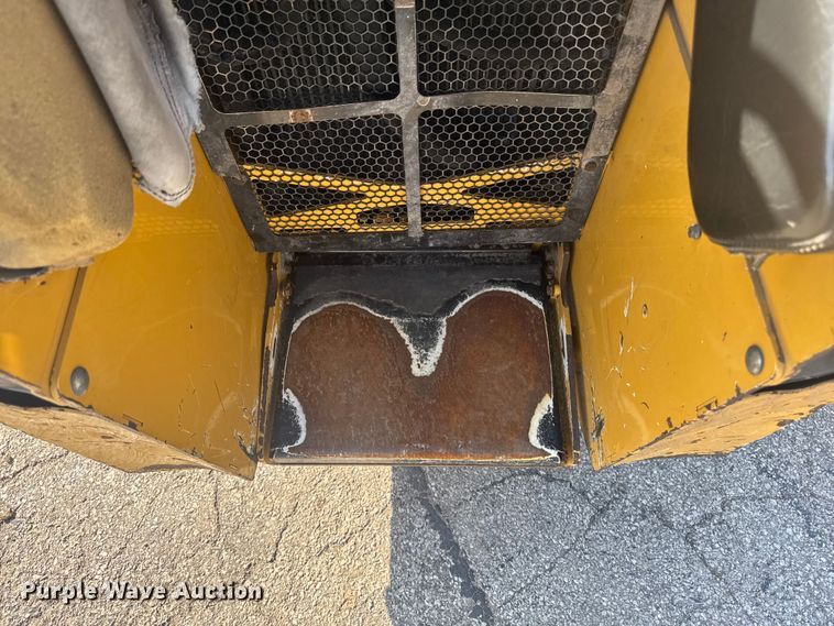 image for item EF2448 2018 Vermeer CTX100 compact utility loader