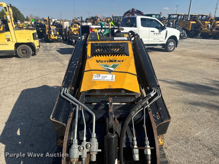 image for item EF2448 2018 Vermeer CTX100 compact utility loader