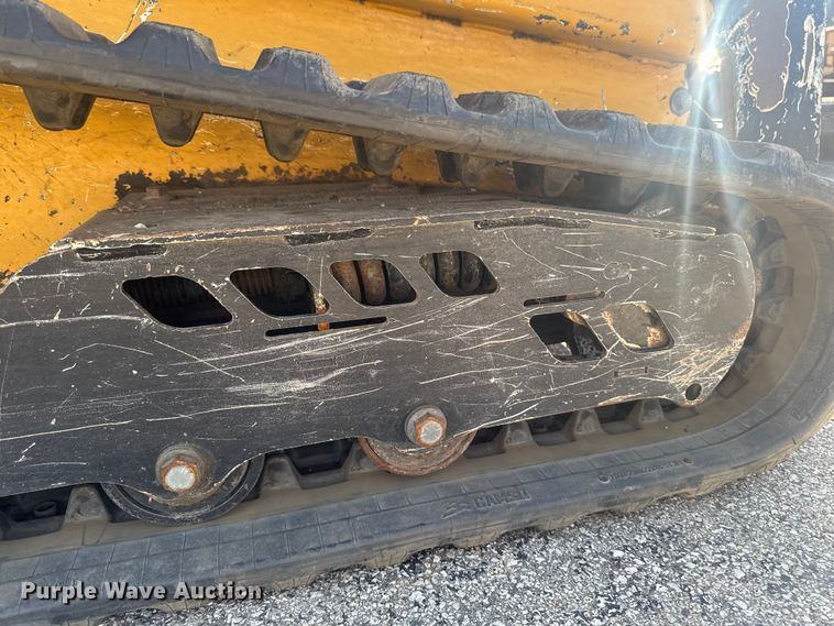 image for item EF2448 2018 Vermeer CTX100 compact utility loader