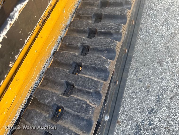 image for item EF2448 2018 Vermeer CTX100 compact utility loader