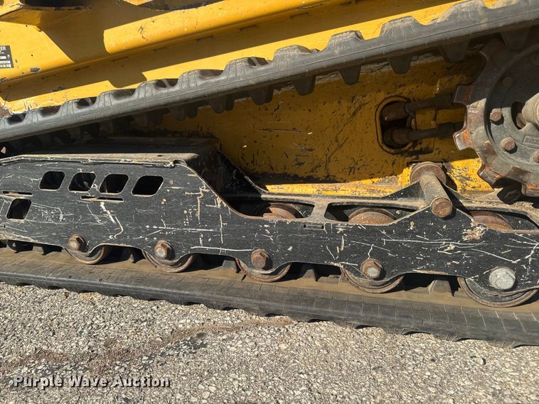 image for item EF2448 2018 Vermeer CTX100 compact utility loader