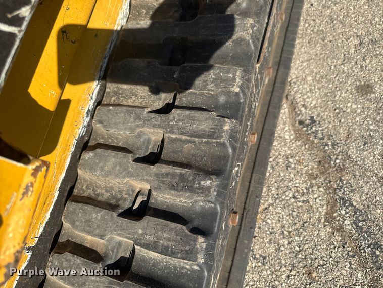 image for item EF2448 2018 Vermeer CTX100 compact utility loader