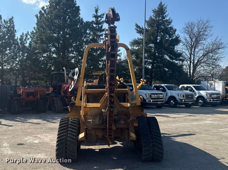 image for item EF2449 Vermeer RTX1250 trencher