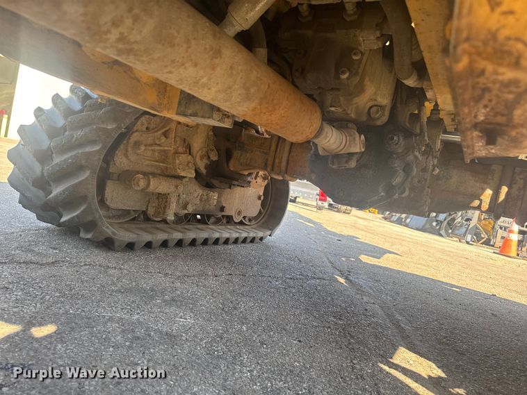 image for item EF2449 Vermeer RTX1250 trencher