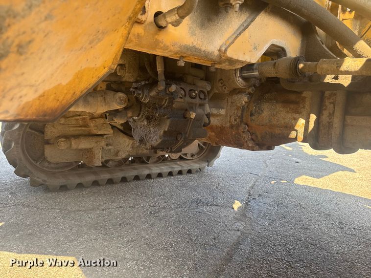 image for item EF2449 Vermeer RTX1250 trencher