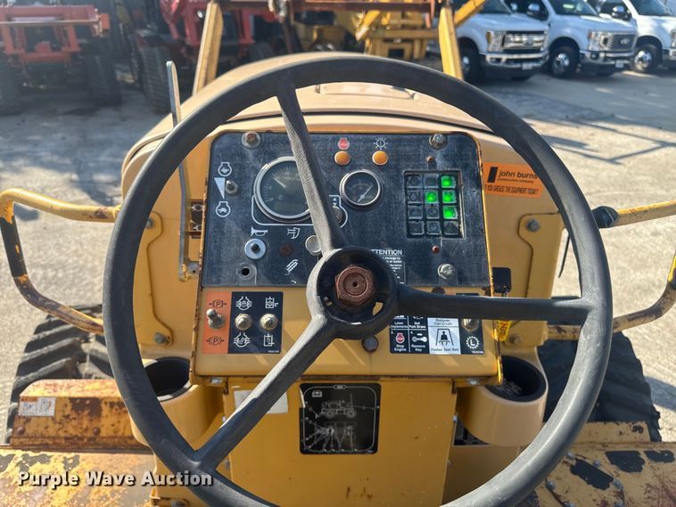 image for item EF2449 Vermeer RTX1250 trencher