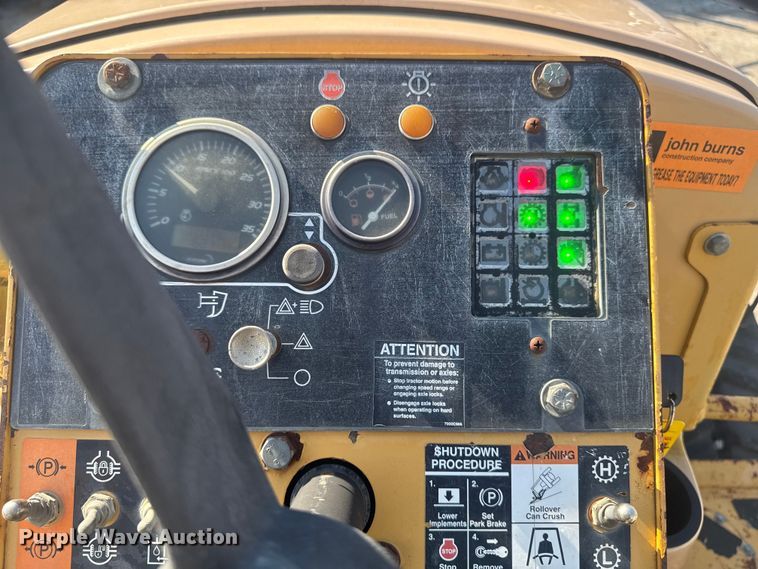 image for item EF2449 Vermeer RTX1250 trencher