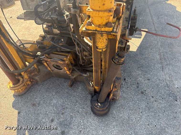 image for item EF2450 2014 Vermeer D24x40II Navigator S2 directional boring unit