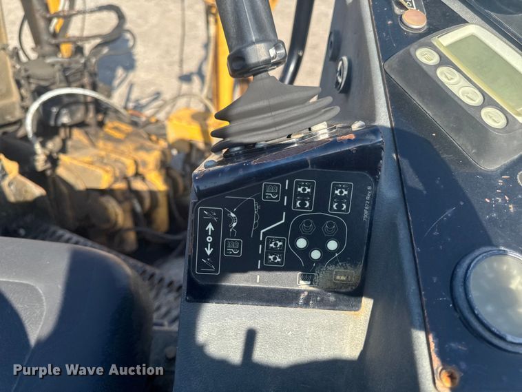 image for item EF2450 2014 Vermeer D24x40II Navigator S2 directional boring unit