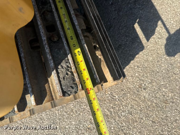 image for item EF2450 2014 Vermeer D24x40II Navigator S2 directional boring unit