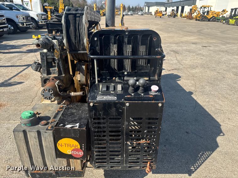 image for item EF2451 2016 Vermeer D9x13III Navigator directional boring unit