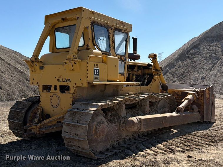 image for item EF2461 1977 Caterpillar D8K dozer