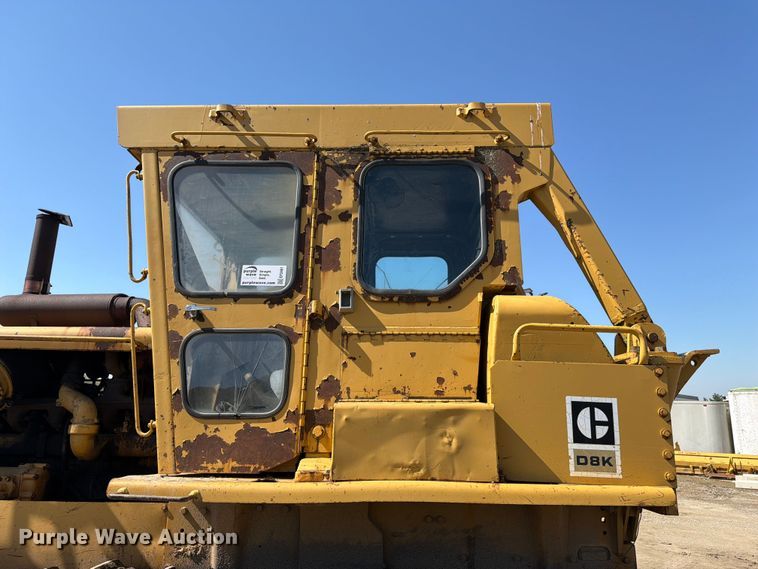 image for item EF2461 1977 Caterpillar D8K dozer