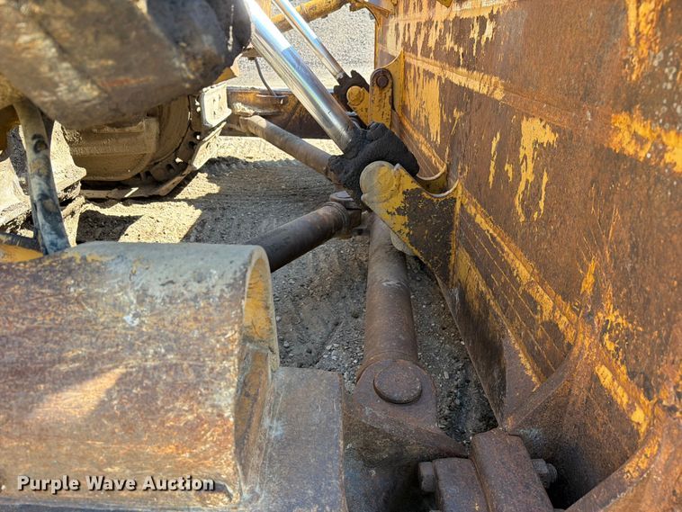 image for item EF2461 1977 Caterpillar D8K dozer