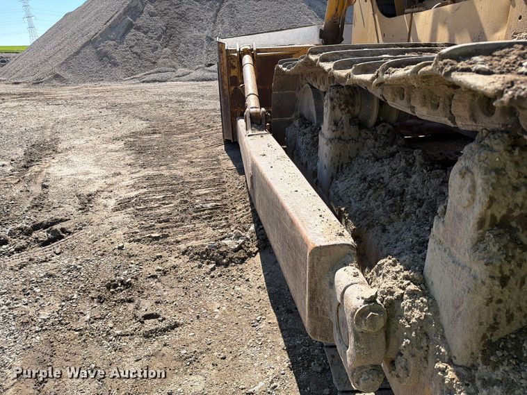 image for item EF2461 1977 Caterpillar D8K dozer